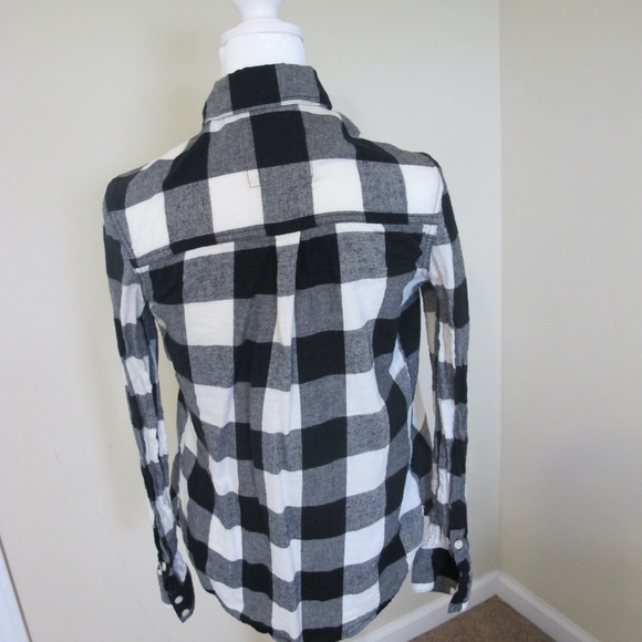 Mossimo Women's Collared Plaid Button Down Long Sleeve Shirt Size Small GUC - Picture 3 of 6